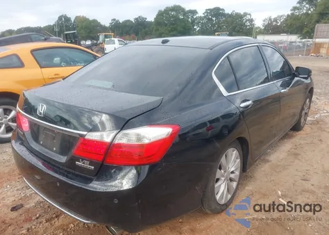 2013 Honda Accord Touring from USA, damaged, VIN 1HGCR3F93DA046482